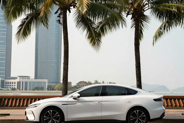 Ache vaga de estacionamento em Hengqin com um clique no celular