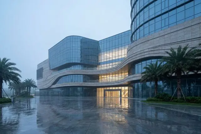 AEON Zhuhai Shizimen (Huafa Shangdu) (AEON永旺(珠海十字门华发商都店))