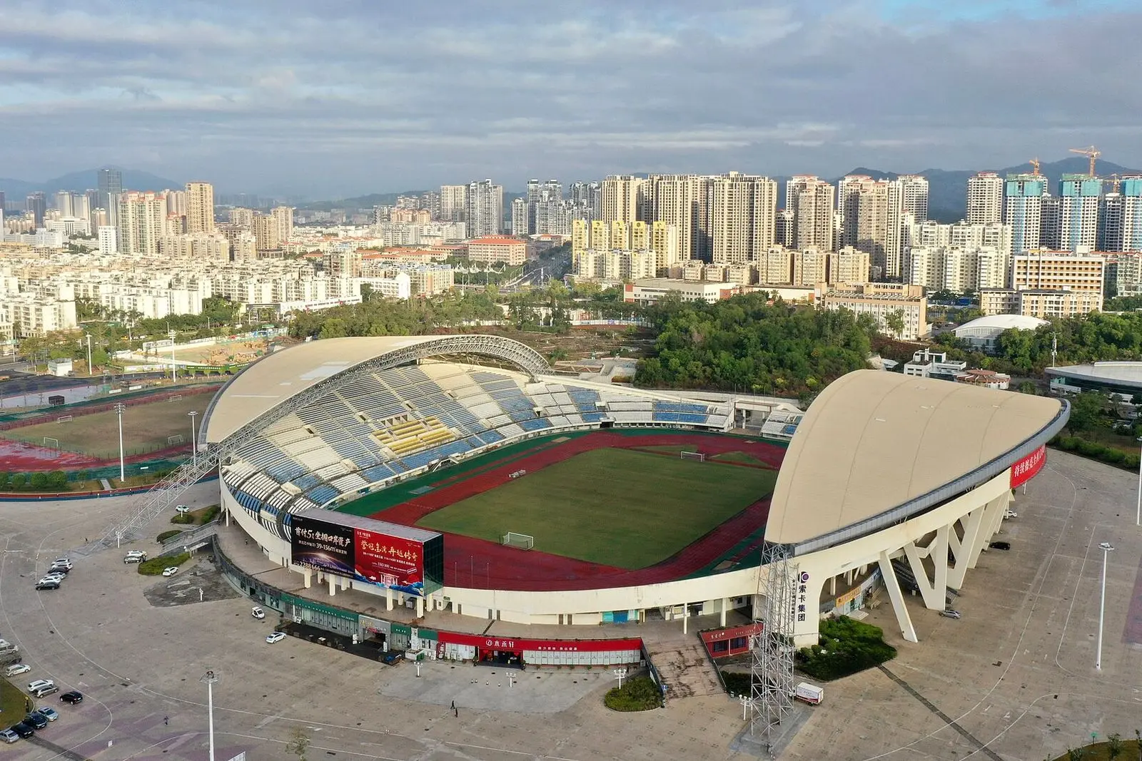 Centro Esportivo de Zhuhai (珠海市体育中心)