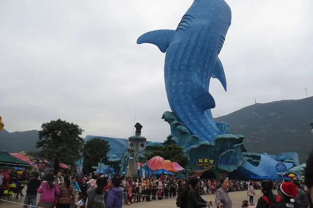 Chimelong Ocean Kingdom (珠海长隆海洋王国)