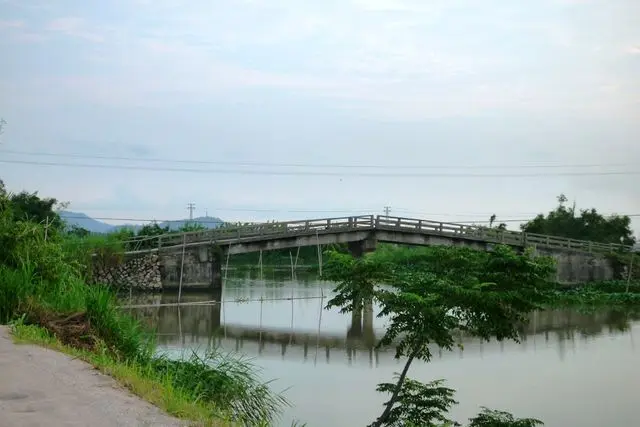 ​小桥流水，踩单车路过的地方