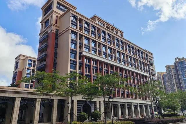 Henry Fok Pearl Jubilee College