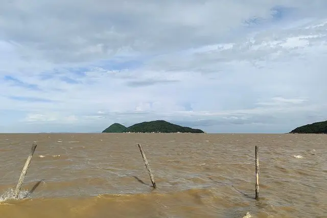 Ergang and Dagang Islands seen from the Changshalan Lu
