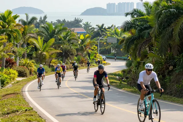 Corrida de bicicleta em Zhuhai celebra paisagens e prepara para os Jogos Nacionais