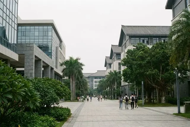 Faculdade Vocacional de Artes de Zhuhai (珠海艺术职业学院)