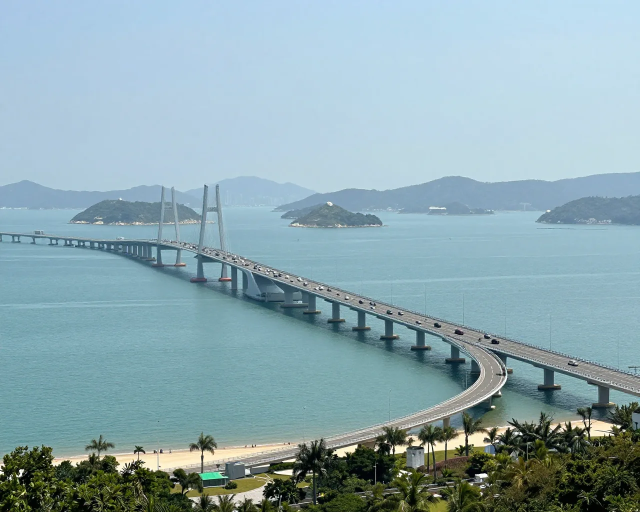 Hong Kong libera 1.000 novas vagas para carros particulares na Ponte HZMB