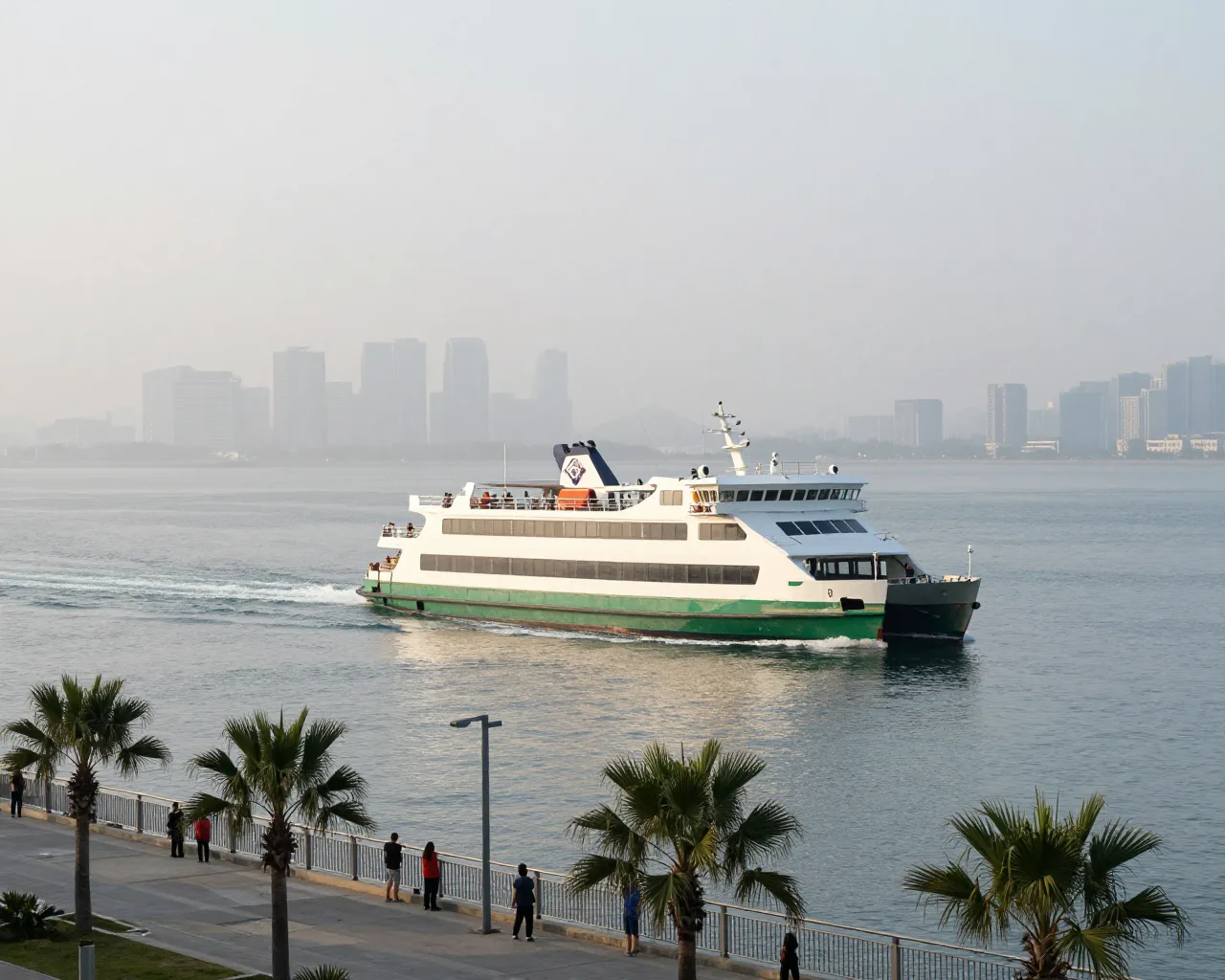 Linha de balsa entre Zhuhai e Hong Kong retoma operações após 3 anos