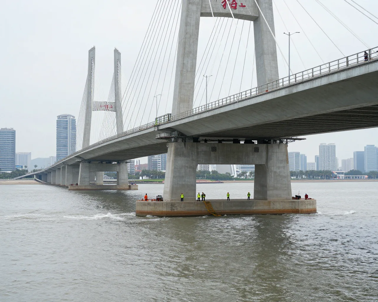 Nova ponte em Zhuhai avança e liga o continente ao mar