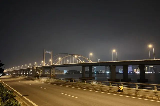 Ponte da Amizade fecha para a Taipa de madrugada entre os dias 18 e 24