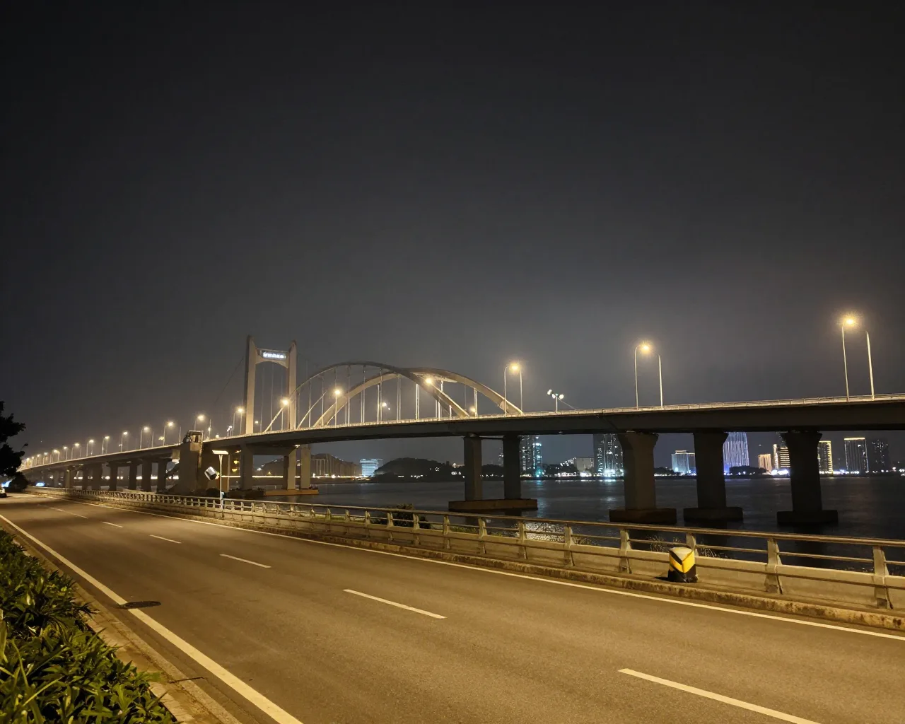 Ponte da Amizade fecha para a Taipa de madrugada entre os dias 18 e 24