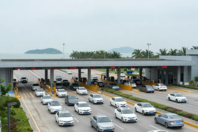 Quase 2 milhões de carros de Macau cruzaram a fronteira em Hengqin