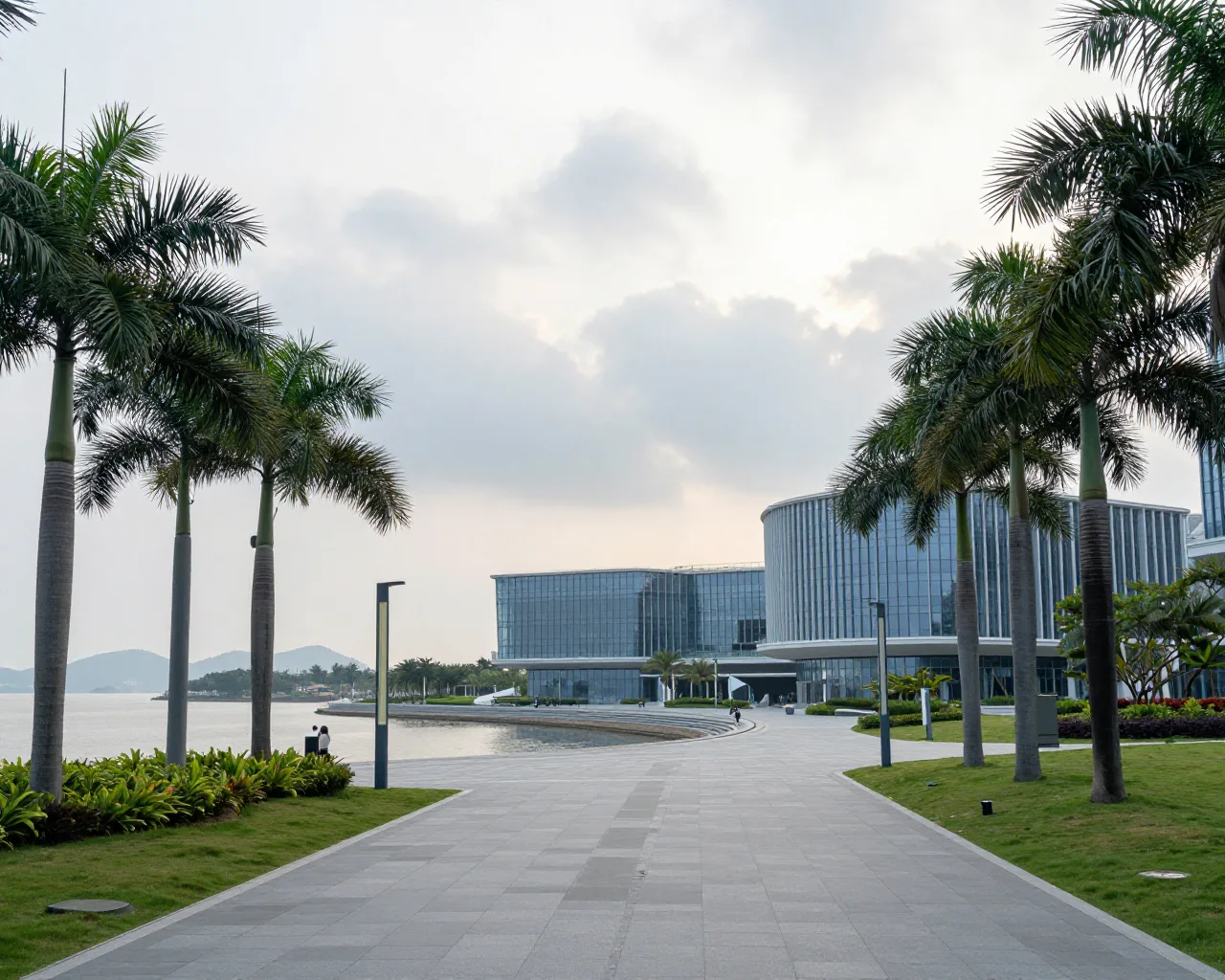 Shen Teng e Ma Li avaliam alunos de comédia em Zhuhai