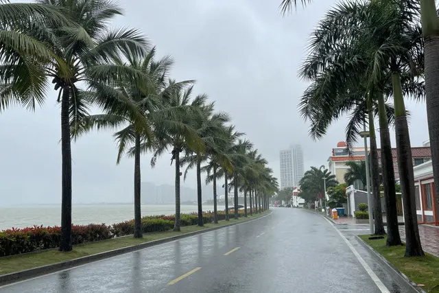 Tempestade Nige (尼格) traz vento forte e chuva para Zhuhai em novembro