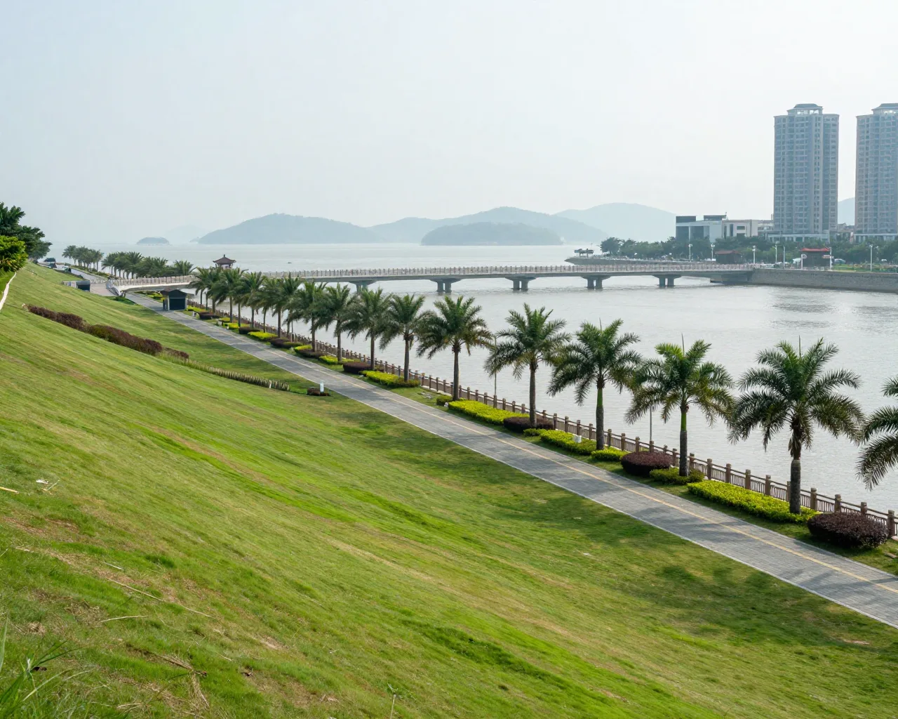 Zhuhai inaugura 'balcão ecológico' em dique marítimo histórico