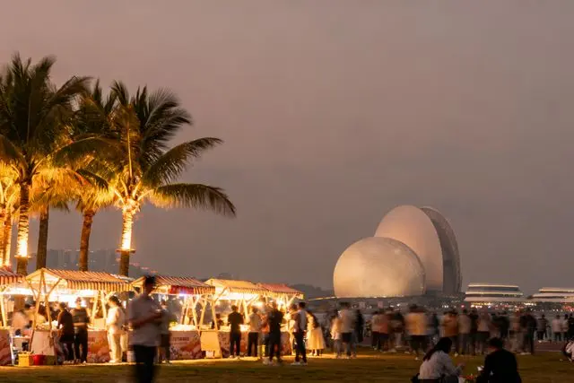 Zhuhai recebe festival de cerveja Tsingtao com sete áreas de diversão