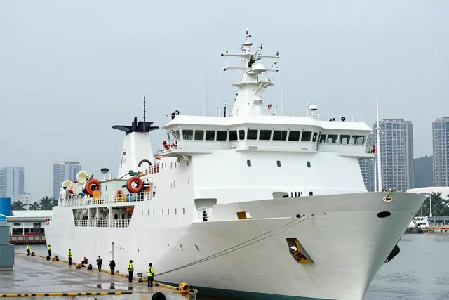Zhuhai recebe primeiro navio-mãe de pesquisa marinha autônomo do mundo